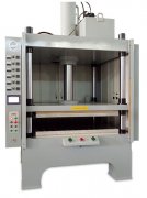 為什么四柱液壓機的活塞泵噪聲大，振動
